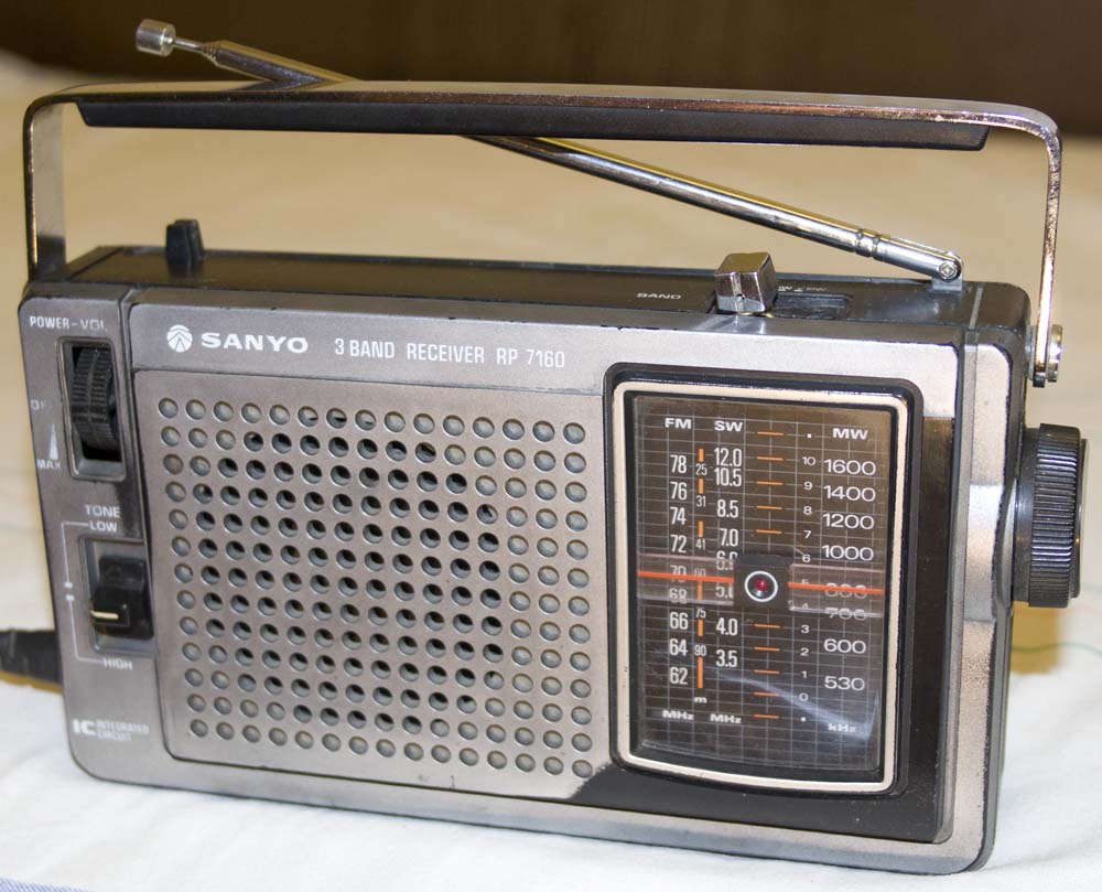 Радио-приёмник Sanyo