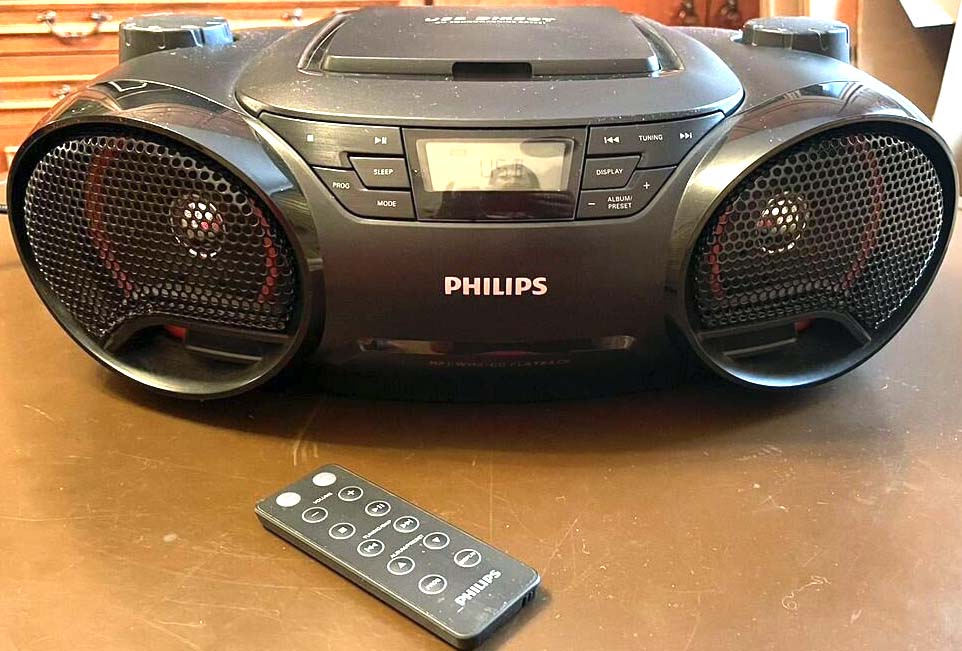 Современный переносной муз.центр Philips